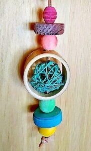 Bambusring mit Weidenkugel Bambusring mit Weidenkugel